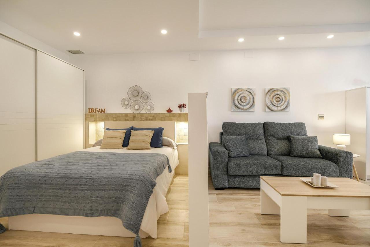 Apartamento Naypa With Free Parking Кадис Екстериор снимка