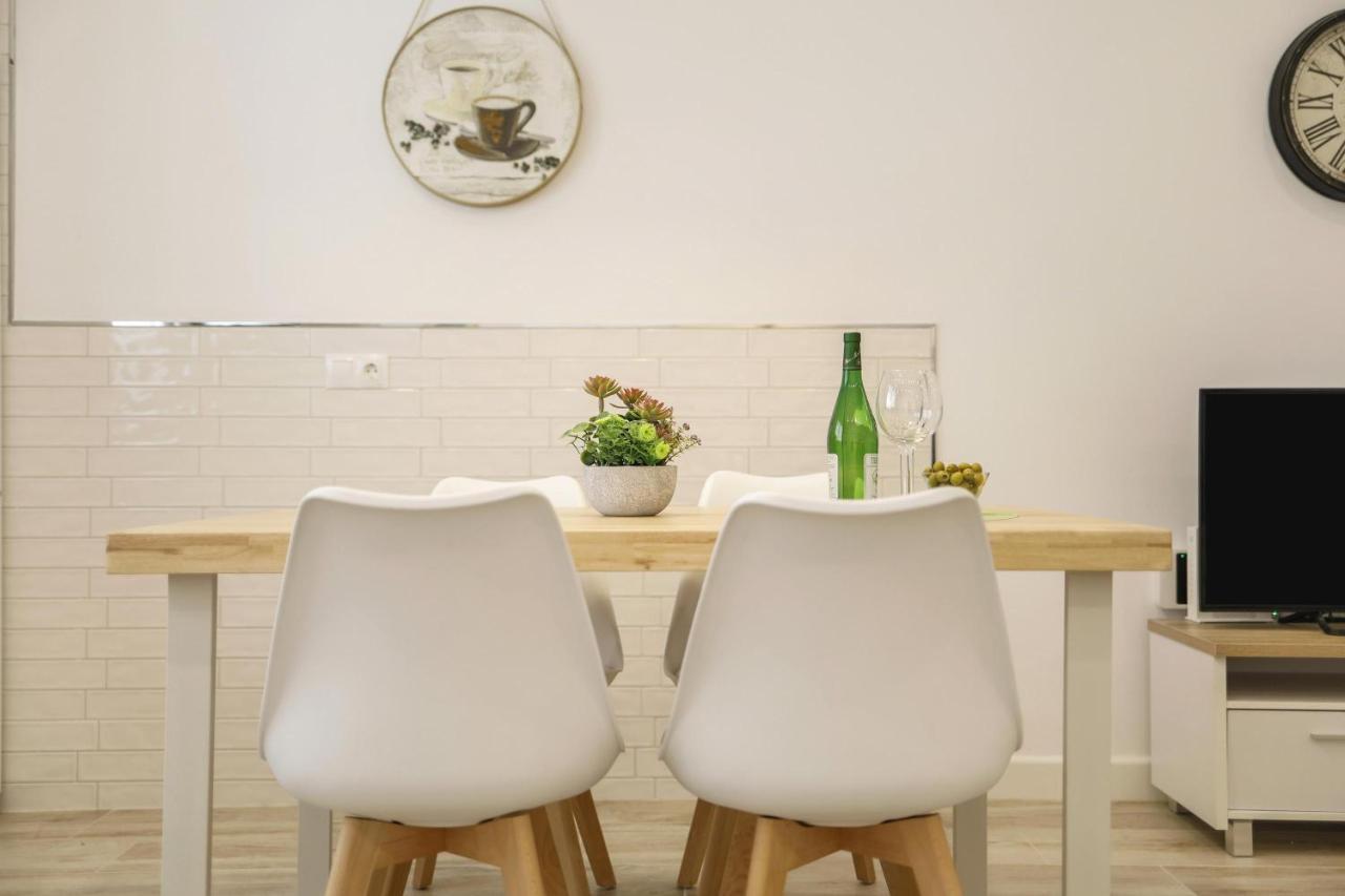 Apartamento Naypa With Free Parking Кадис Екстериор снимка